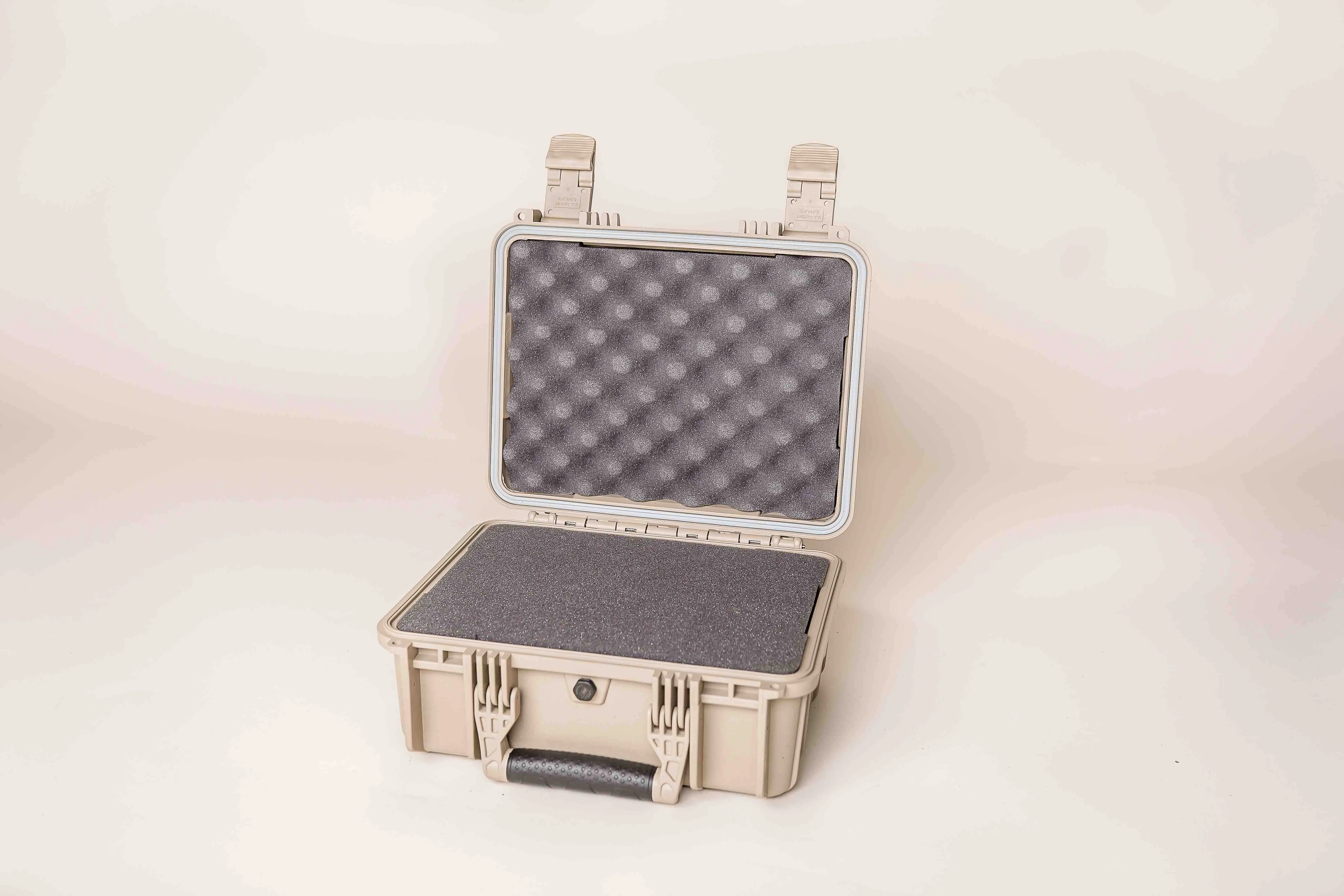 14" Hard Case - Field Tan