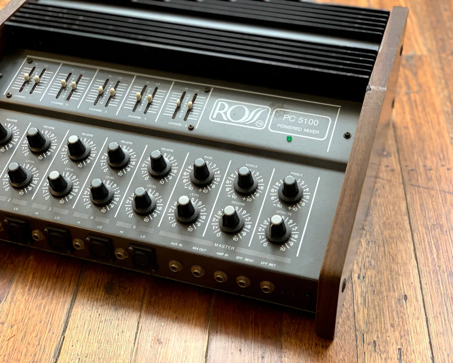 '80s ROSS PC 5100 Powered Console