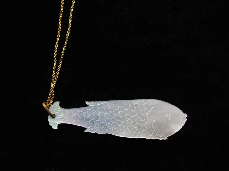 Antique Mother-of-Pearl Gambling Counter Fish Motif Yellow Gold Pendant