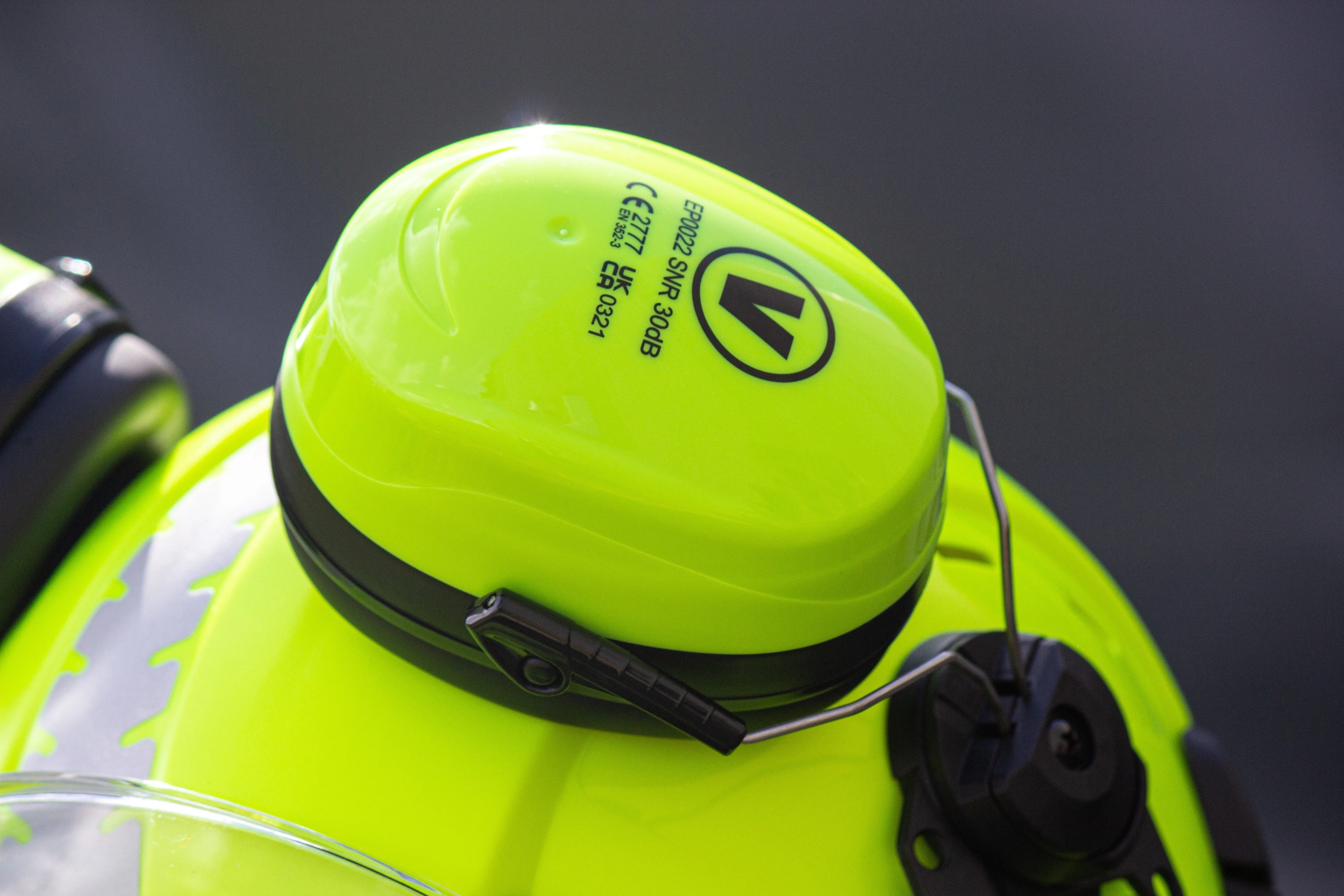 Clip-on Ear Defenders