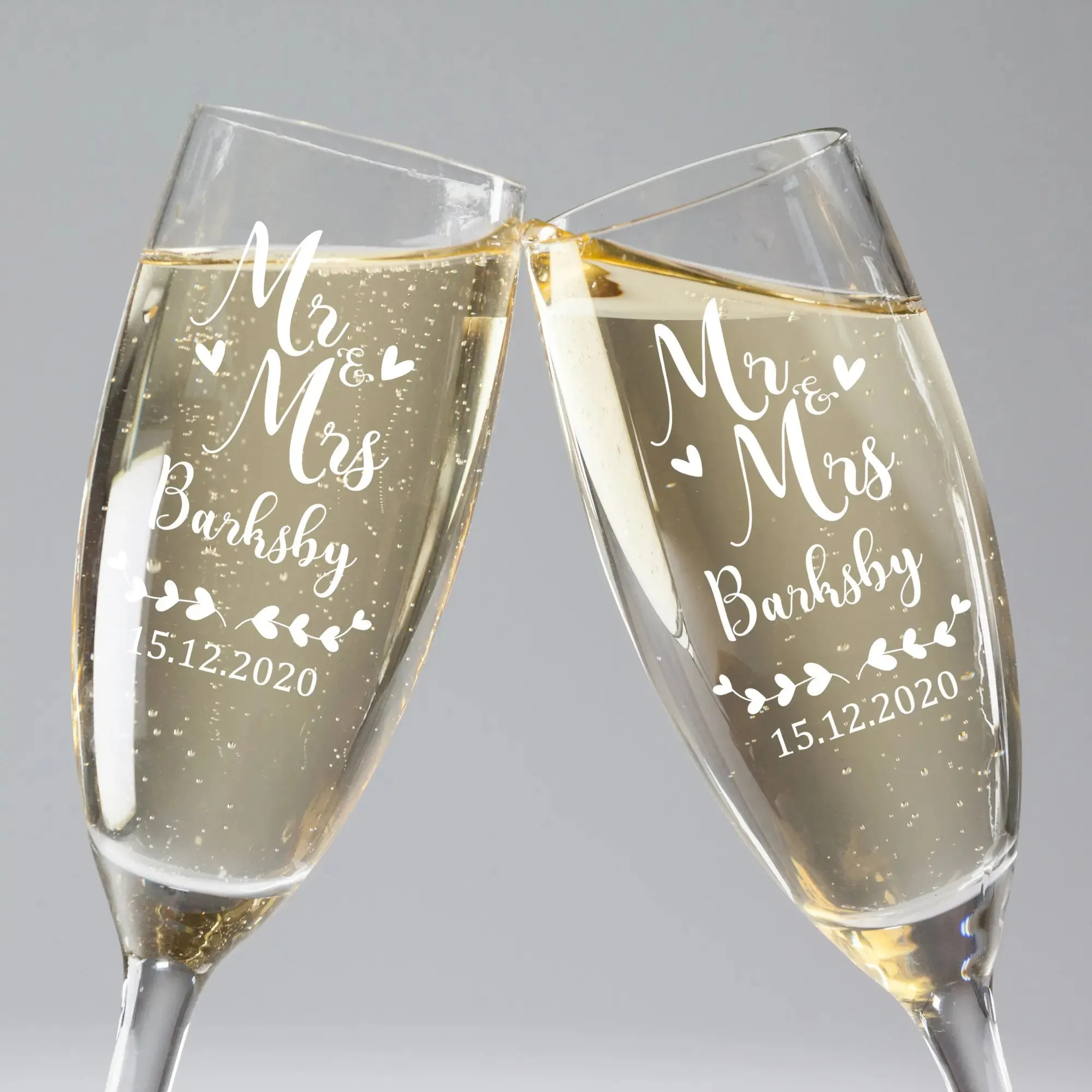 Funki Buys | Glasses | Champagne Flutes | Custom Mr. and Mrs.