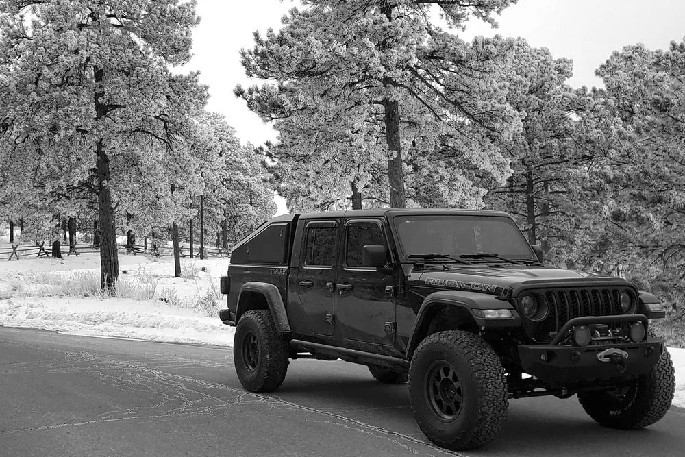 GAIA Campers Jeep Gladiator Shadow Top (Fastback) Truck Cap
