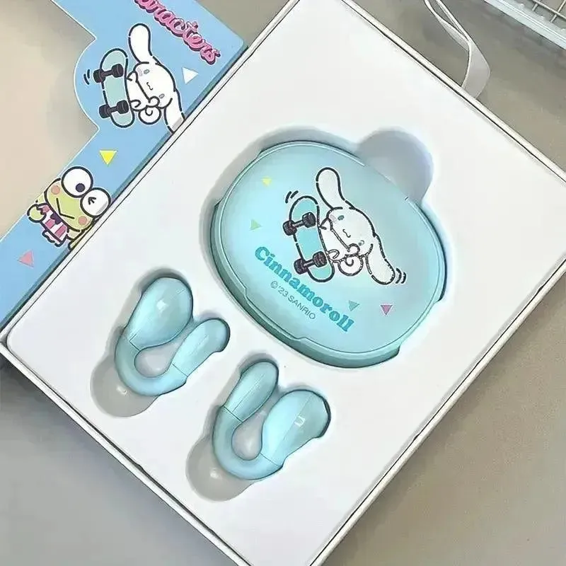 Hello Kitty and Friends Clip-on Wireless Earphones