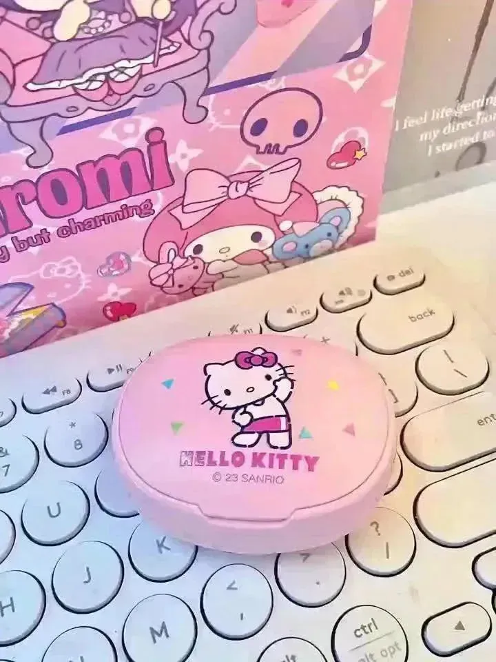 Hello Kitty and Friends Clip-on Wireless Earphones