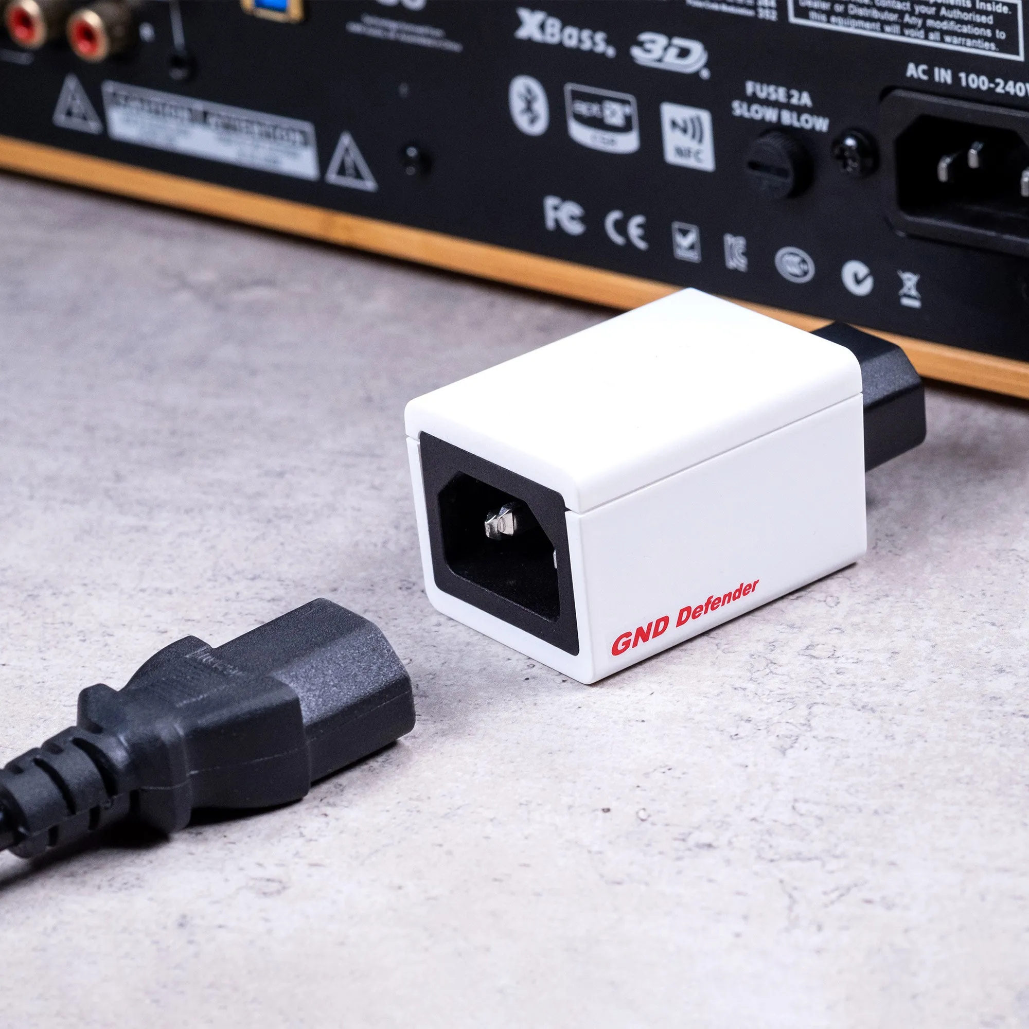 iFi audio GND Defender