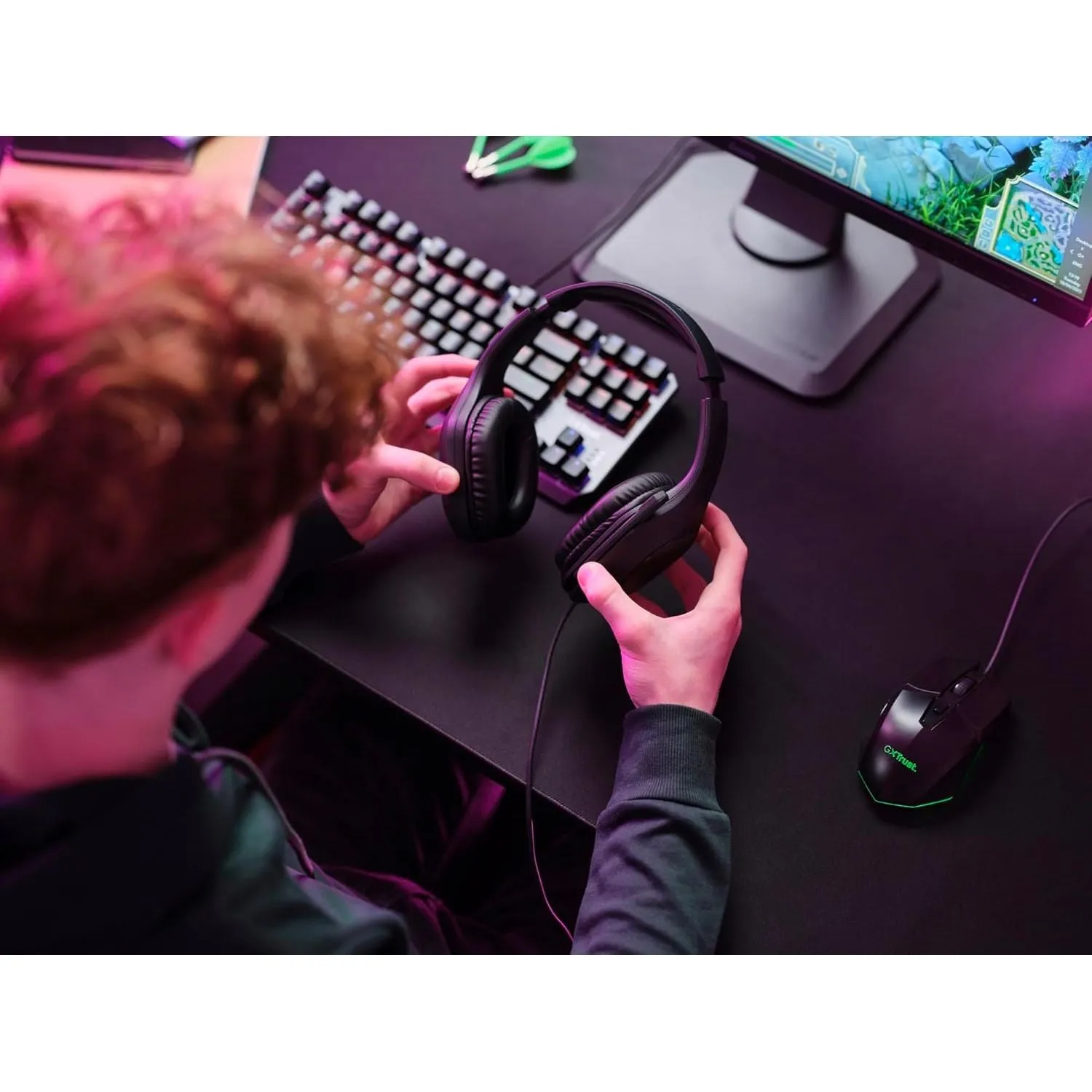Trust Gaming GXT 415 Zirox Lightweight Over-Ear Gaming Headset - 50mm Drivers, Foldaway Microphone, 3.5mm Jack, 2m Cable, Compatible with PC, Xbox, PS4/PS5, Switch, Mobile - Black